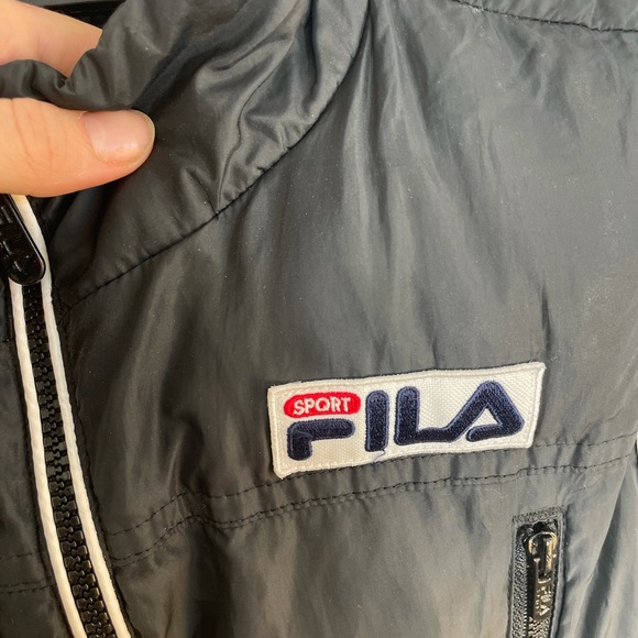 Vintage 90s Fila Puffer Vest Retro men women Fila Puffer Jacket size medium - Picture 11 of 14